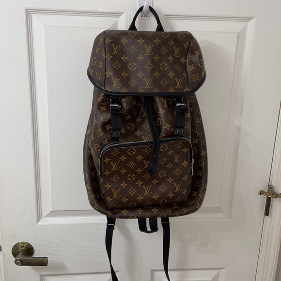 Louis Vuitton backpack monogram great condition - Picture 4 of 14